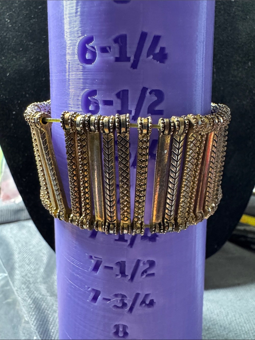 Vintage Source Unknown Gold and Silver-Tone Stretch Bar Bracelet